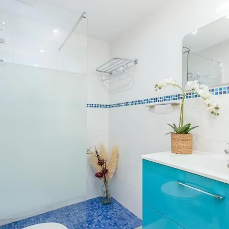 166- Empurialola-penthouse En Con Piscina Y Vistas Al Puerto Canigo- * Roses