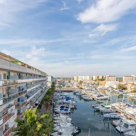 166- Empurialola-penthouse En Con Piscina Y Vistas Al Puerto Canigo- Apartment Roses