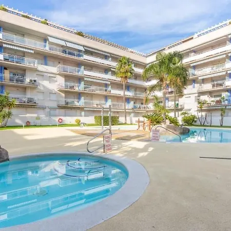 166- Empurialola-penthouse En Con Piscina Y Vistas Al Puerto Canigo-