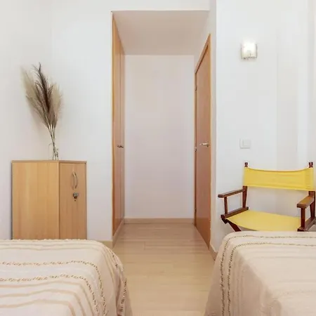 Apartment 166- Empurialola-penthouse En Con Piscina Y Vistas Al Puerto Canigo-