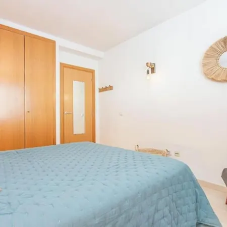 166- Empurialola-penthouse En Con Piscina Y Vistas Al Puerto Canigo- Apartment Roses